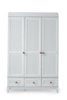 Kleiderschrank Modernes Design Großzügiger Stauraum Elegante Details Stilvoll