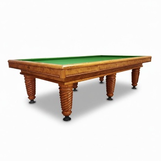 Stilvoller Spieltisch Billardtisch Holztisch Luxus Billardmöbel Freizeittisch