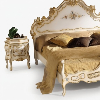 Nachttisch Beistell Tisch Tische Möbel Massiv Italienische Konsolen Design