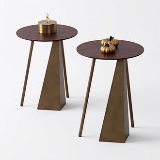 Zwei Beistelltische mit stylischer Tischplatte Couchtisch