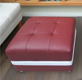 Fußhocker aus Leder im Stil gepolstert bequem und als Sitzwürfel Sofort