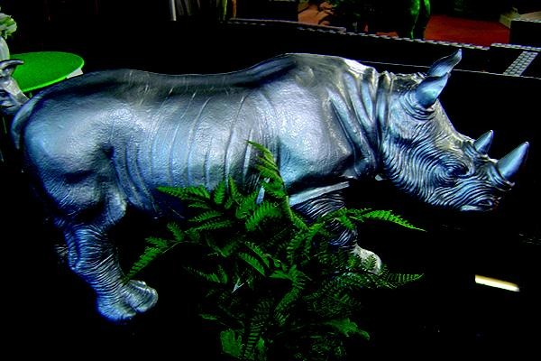 Deko Figur Statue Skulptur 38 cm Figuren Statuen Skulpturen Nashorn
