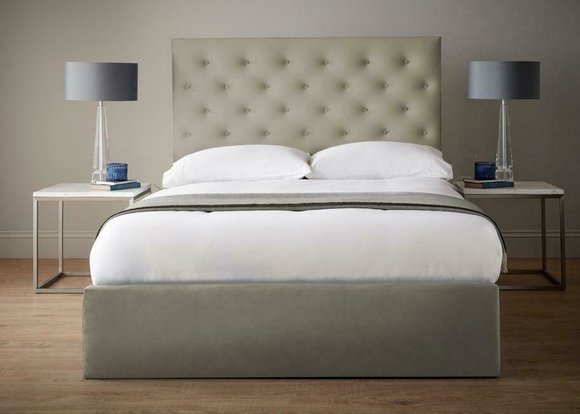 Bett Chesterfield Polsterbett Luxus Doppel Schlafzimmer Designbett Betten